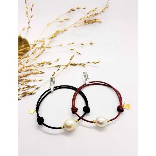 PULSERA CUERO BURDEOS , PERLA Y CORAZÓN DE ORO DE 18KT